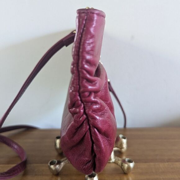 Hobo International Leather Belle Ruched Berry Crossbody Bag EUC - Picture 4 of 10